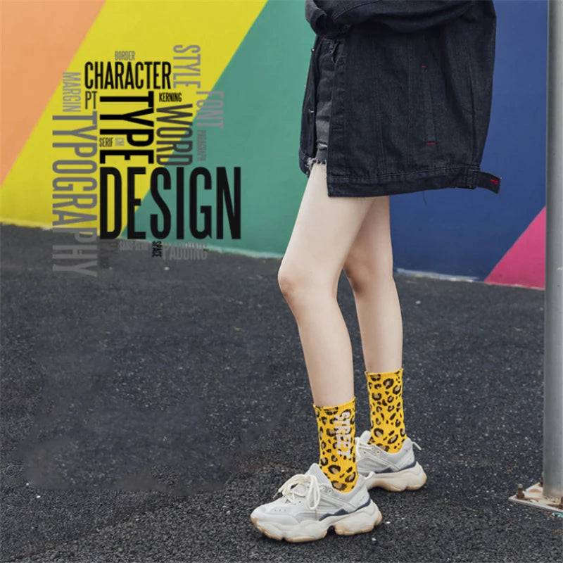 
                  
                    1pair New Arrival Retro Leopard Letters Socks Women Street Harajuku Socks Women Casual Cotton Girls Autumn Long Skateboard Socks - MOUNT
                  
                