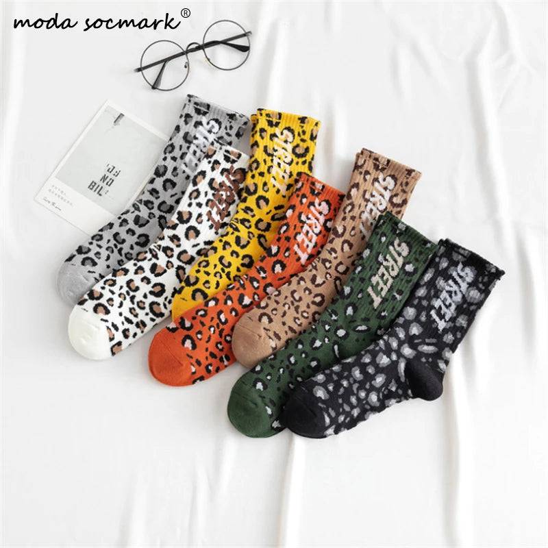 1pair New Arrival Retro Leopard Letters Socks Women Street Harajuku Socks Women Casual Cotton Girls Autumn Long Skateboard Socks - MOUNT