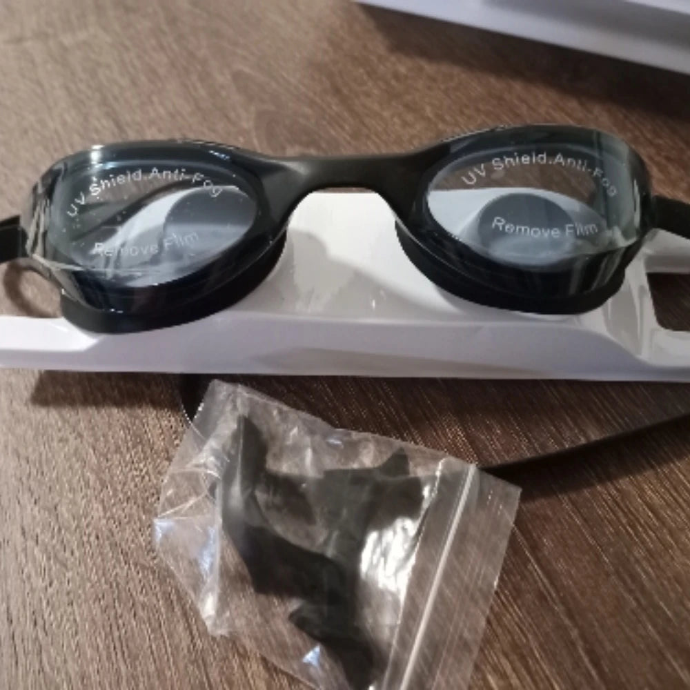 
                  
                    Professional Waterproof Plating Clear Double Anti-fog Swim Glasses Anti-UV Men Women Eyewear Swimming Goggles with Case
                  
                