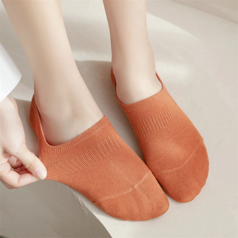 
                  
                    5 Pairs/Lot Women's Socks Cotton Summer New Solid Color Invisible Low Cut Socks Female Multipack Plain No Show Socks Anti-slip
                  
                