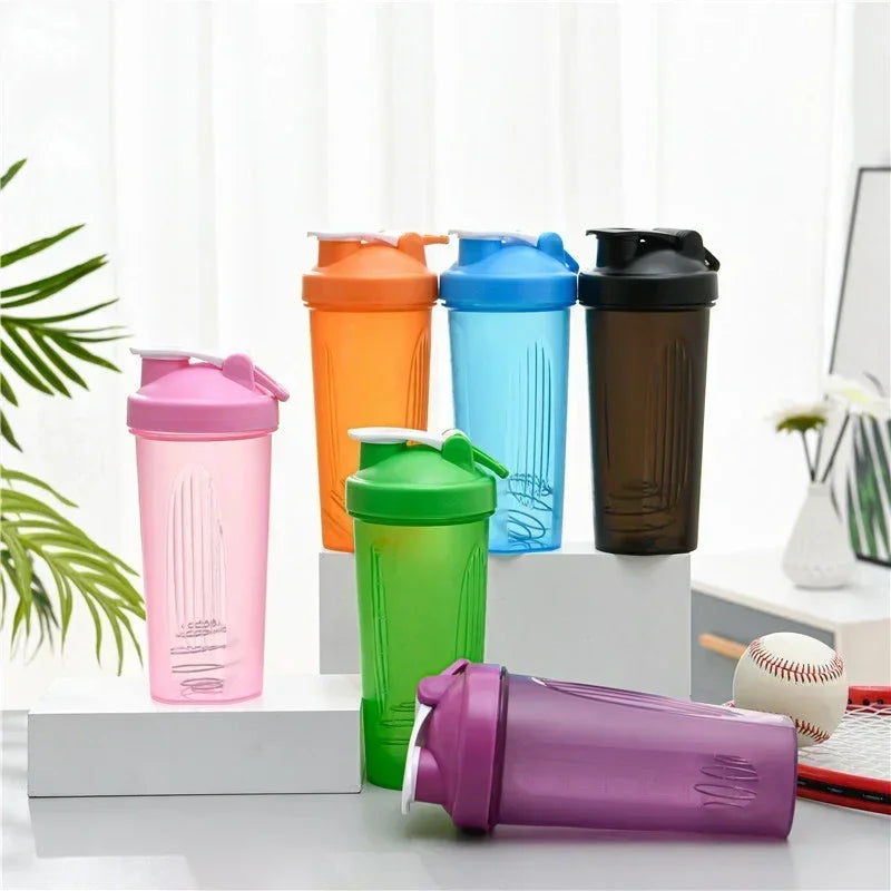 600ml Portable Protein Powder Shaker Bottle Leak Proof Water Bottle for Gym Fitness Training Sport Shaker Mixing Cup with Scale