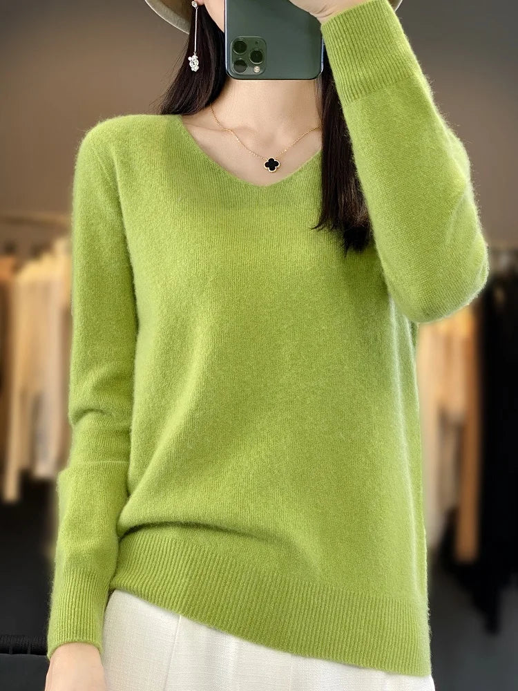 
                  
                    MOUNT New wool women's V-neck pullover sweater with fashionable design, casual knitted long...
                  
                