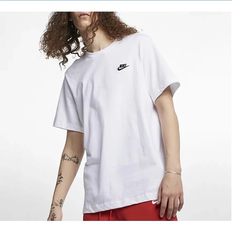 
                  
                    Original Nike Embroidered Logo Round Neck Short Sleeve T-shirt Men's
                  
                