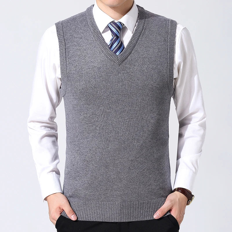 
                  
                    MOUNT Men's Casual Sweater Vest Warm and Comfortable Vest in Autumn and Winter
                  
                