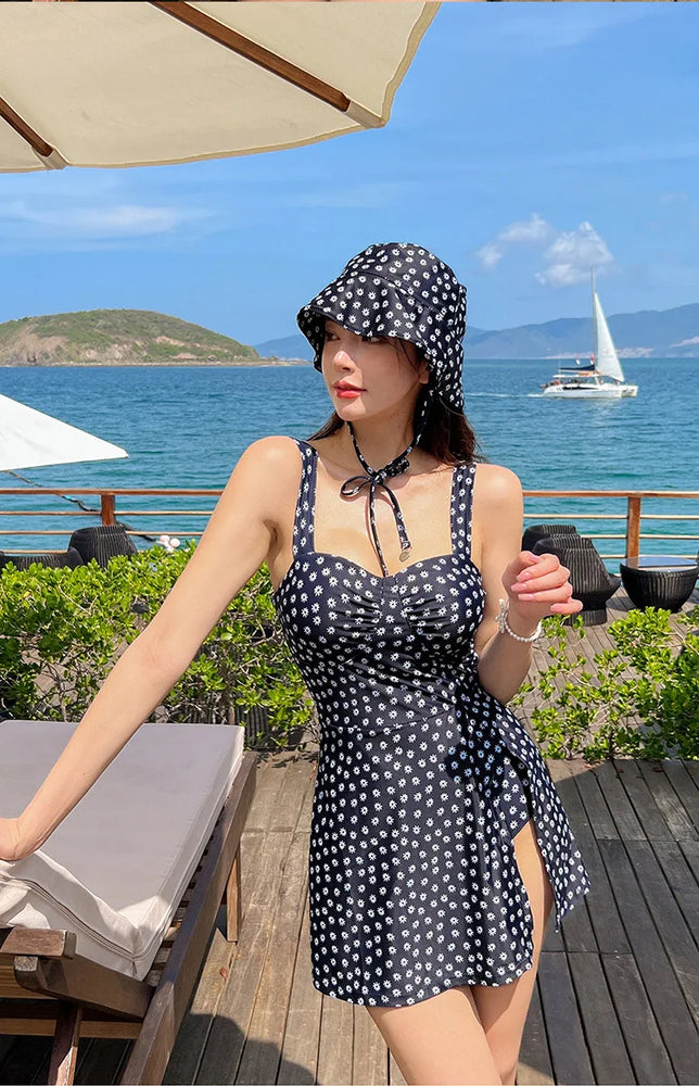 
                  
                    2024 Green One Piece Swimsuit Women Swimwear Sexy Floral Print Dress with Hat Swimming Suit Korean Monokini Beach Bathing Suit
                  
                