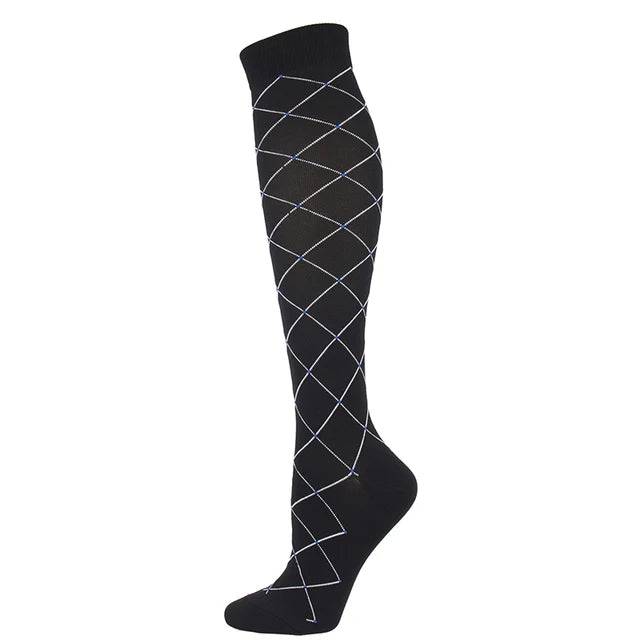 
                  
                    New Unisex Elastic Outdoor Compression Magic Stockings Women Breathable Nylon Fitness Sport Camping Soccer Stocking Protect Feet
                  
                