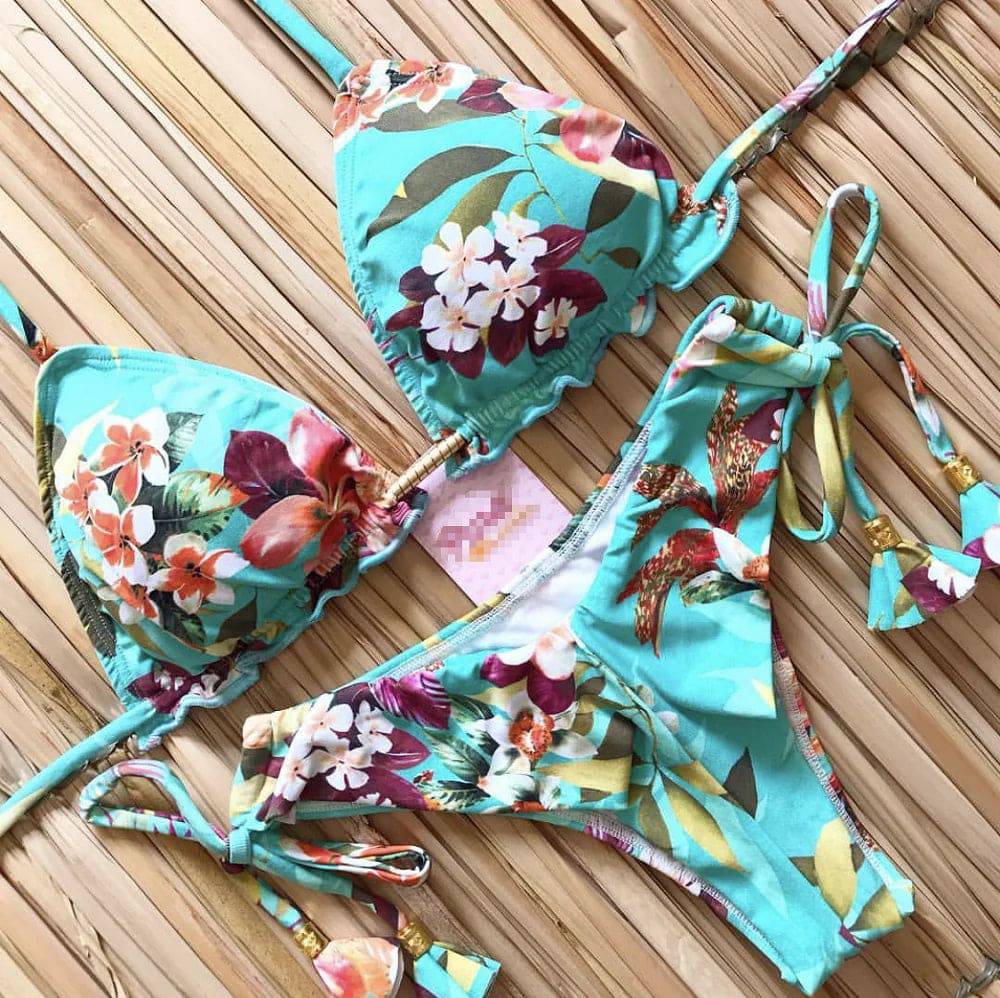 
                  
                    2020 Women Sexy Bikini Set Up Floral Print Bandage Swimsuit High Waist Thong Brazilian Biquini swimwear Summer Beach Wear
                  
                