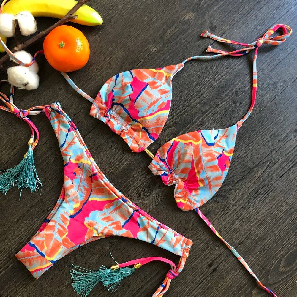 
                  
                    2020 Women Sexy Bikini Set Up Floral Print Bandage Swimsuit High Waist Thong Brazilian Biquini swimwear Summer Beach Wear
                  
                