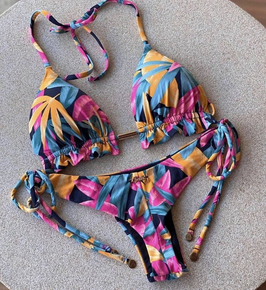 
                  
                    2020 Women Sexy Bikini Set Up Floral Print Bandage Swimsuit High Waist Thong Brazilian Biquini swimwear Summer Beach Wear
                  
                