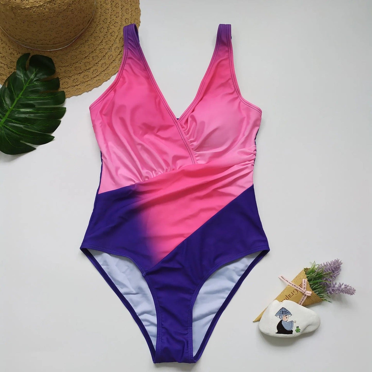 
                  
                    Gradient Sexy One-Piece Large Swimsuits Closed Plus Size Swimwear Body Bathing Suit 2024 Female Pool Beach Women's Swimming Suit
                  
                