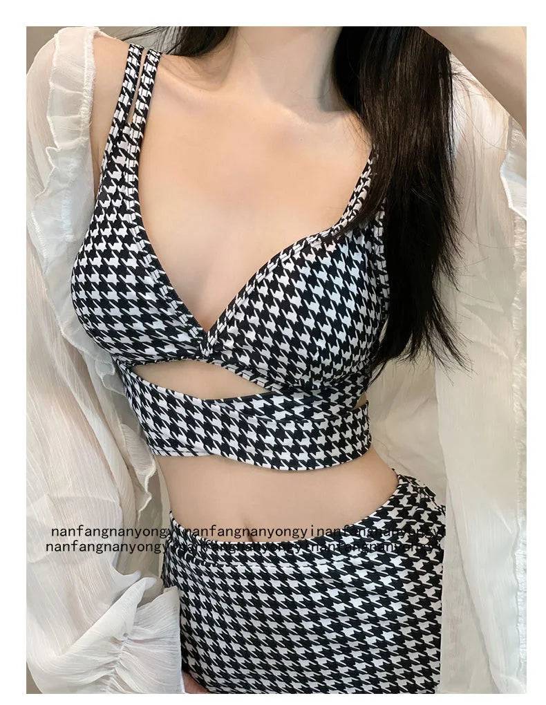 
                  
                    Plaid Swimwear Ladies Korea 2023 New Star Same Swim Bikini Hollow Out Cross Straps Sexy Bikini Swimsuit Women Sexy Bikinis Suit
                  
                