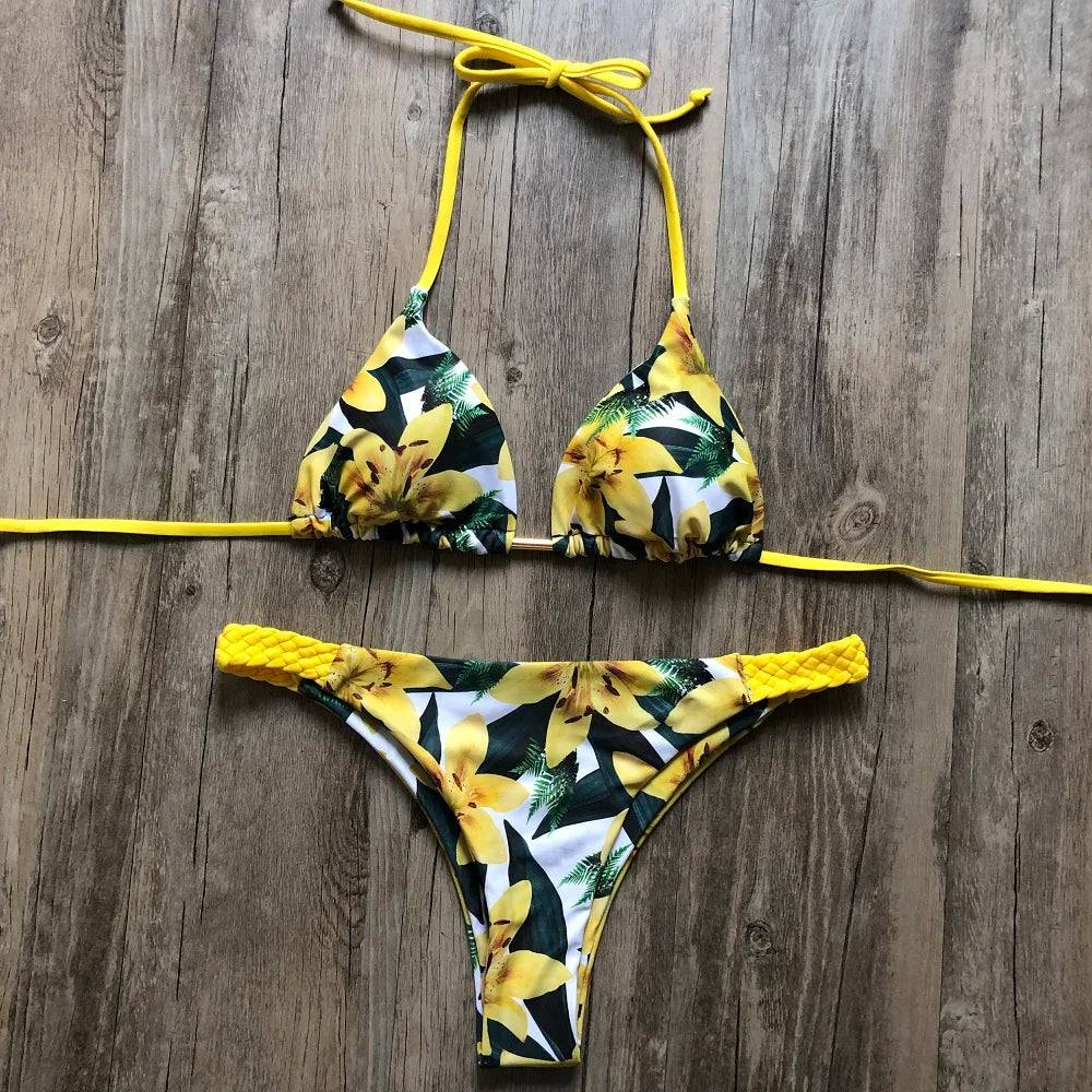 
                  
                    Sexy Floral Print Bikini 2023 Fashion Summer bathers Bathing Suit Bandage Swimsuit Women Halter Bikini Set Two-piece Suit New
                  
                