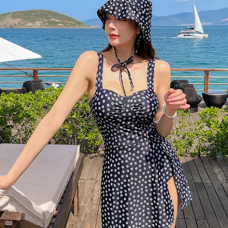 
                  
                    2024 Green One Piece Swimsuit Women Swimwear Sexy Floral Print Dress with Hat Swimming Suit Korean Monokini Beach Bathing Suit
                  
                