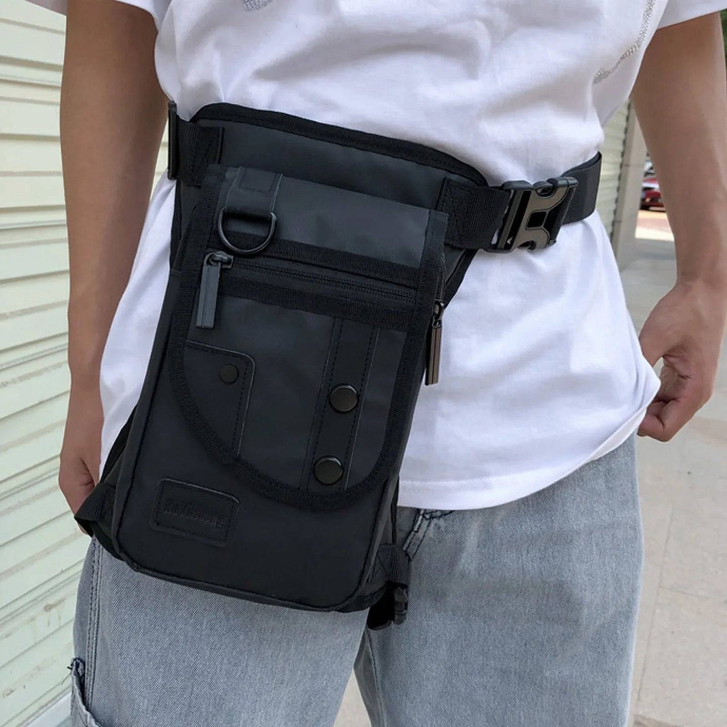 
                  
                    Men Nylon Drop Legs Bags Fashion Hip Waist Pack Thigh Bum Packs Multifunction Tactical Riding Male Shoulder Messenger Bag
                  
                