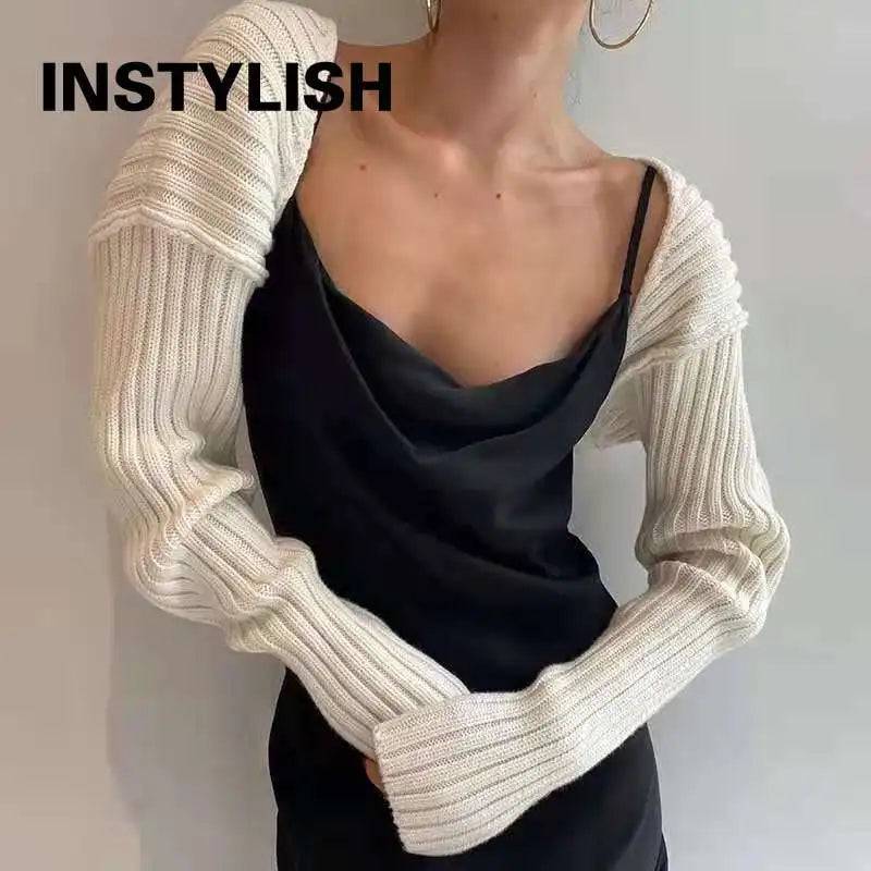 
                  
                    Women Ultra Short Sweater Coat Autumn Winter Long Sleeve Loose Knitted Crop Tops Sexy Cardigan Sweaters Streetwear Shawl Outwear
                  
                