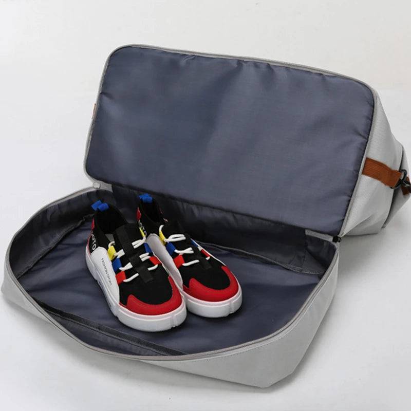 
                  
                    Fashion Travel Bags For Women Large Capacity Men's Sports bag Waterproof Weekend Sac Voyage Female Messenger Bag Dry And Wet
                  
                