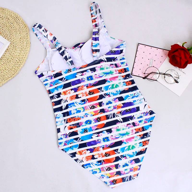 
                  
                    Sexy Plus Size Swimwear Women 2022 One Piece Swimsuit Black Retro Swimming Wear for Bathing Suits monokini maillot de bain femme
                  
                