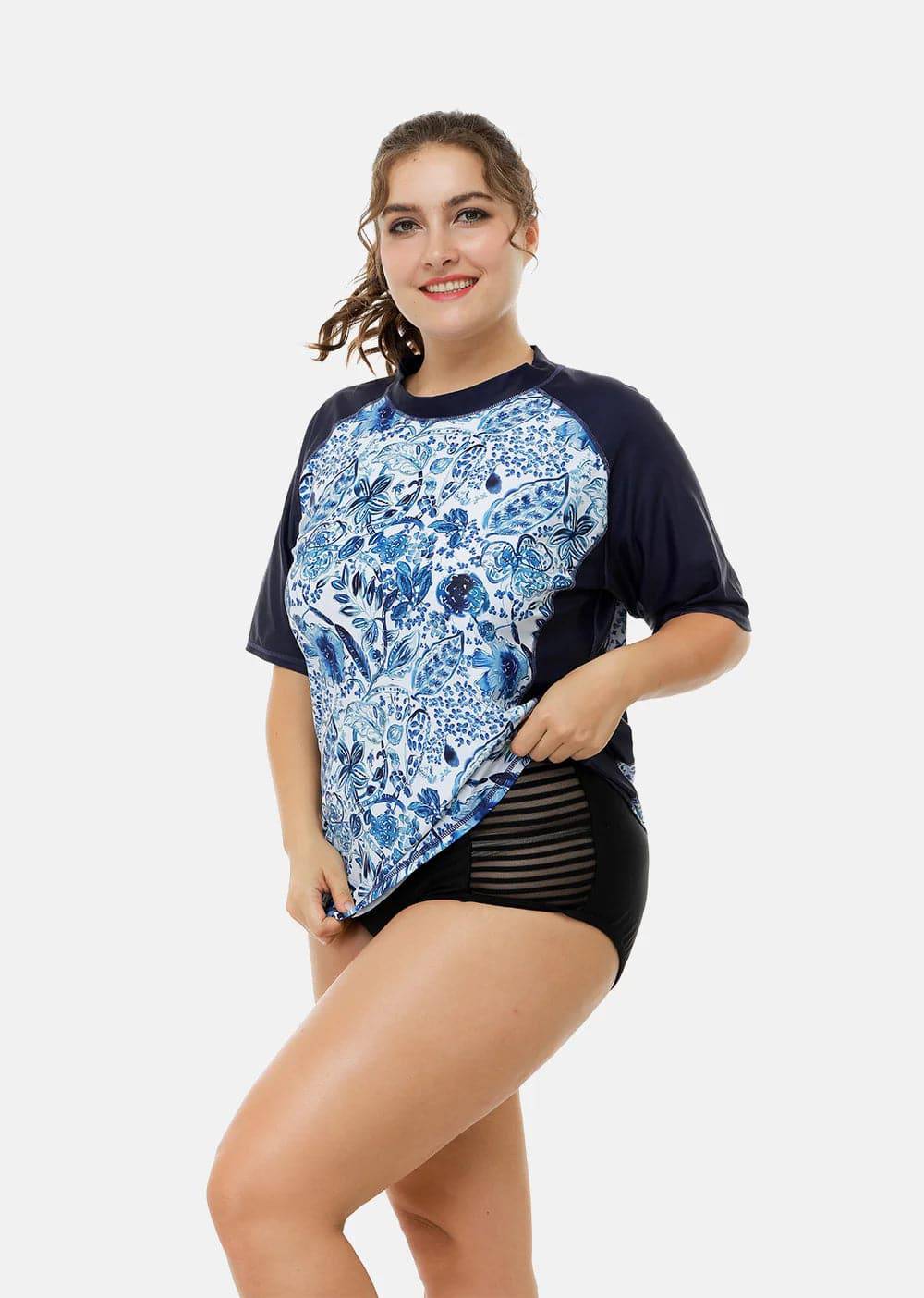 
                  
                    Attraco Swimsuit Swimwear Rash Guard Women Short Sleeve Retro Floral Print Shirt Womens Plus Size UPF50+ Rash Guard Beach Wear
                  
                