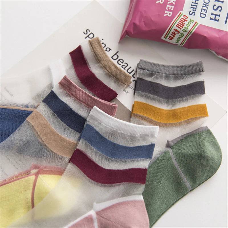 
                  
                    Fashion Lace Transparent Crystal Socks Women Patchwork Striped Comfy Sheer Silk Harajuku Funny Socks 2019 New Calcetines Mujer
                  
                