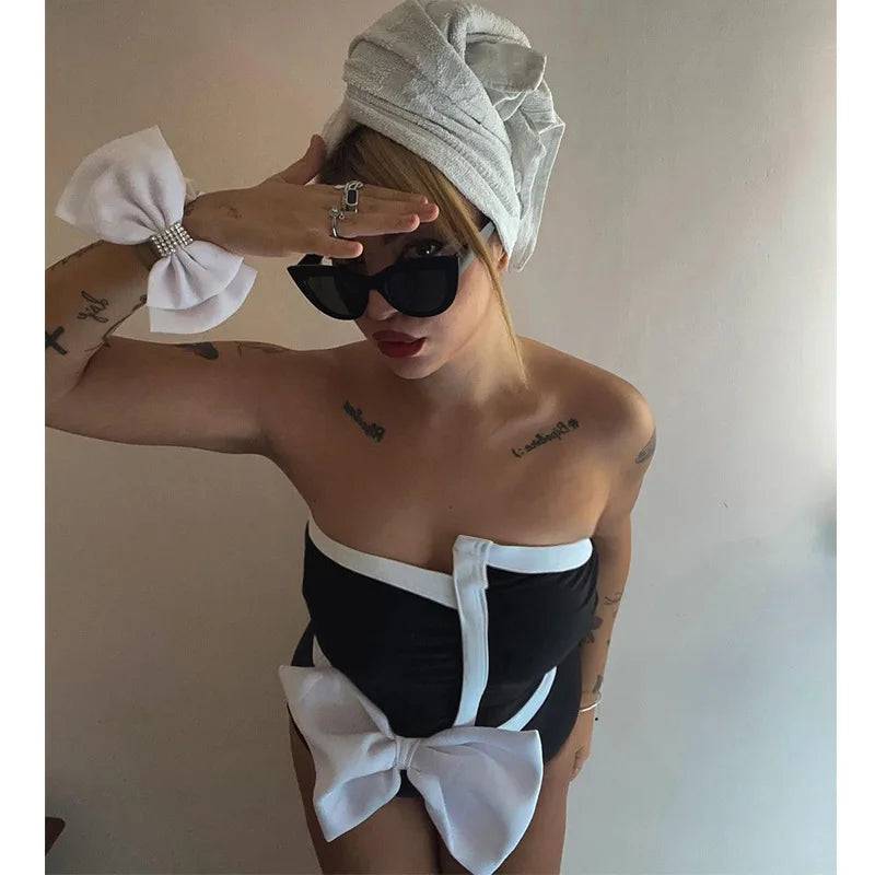 
                  
                    Color Block Off Shoulder Bow One Piece Swimwear and Cover Up Women's Push Up Bandeau Swimsuit Luxury Bathing Suit Beachwear 2024
                  
                