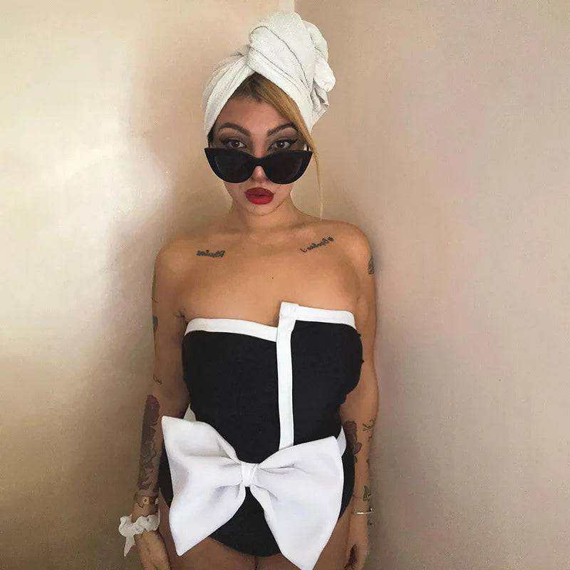 
                  
                    Color Block Off Shoulder Bow One Piece Swimwear and Cover Up Women's Push Up Bandeau Swimsuit Luxury Bathing Suit Beachwear 2024
                  
                