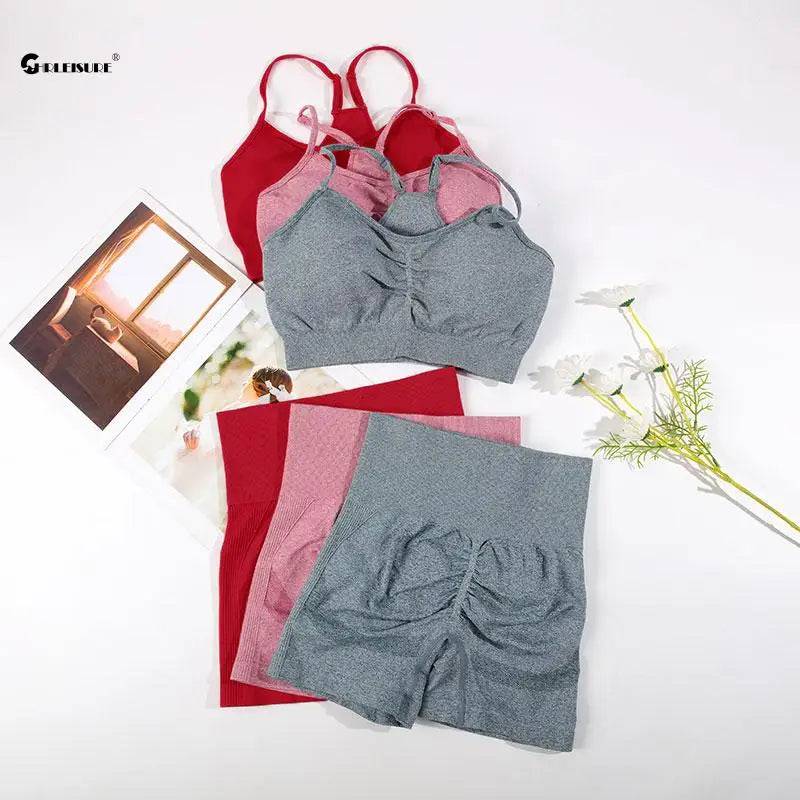 
                  
                    CHRLEISURE Seamless Sports Set Women's  2PCS Yoga Suit Fitness Bra with Cycling Shorts Gym Elastic Workout Outfit Activewear
                  
                