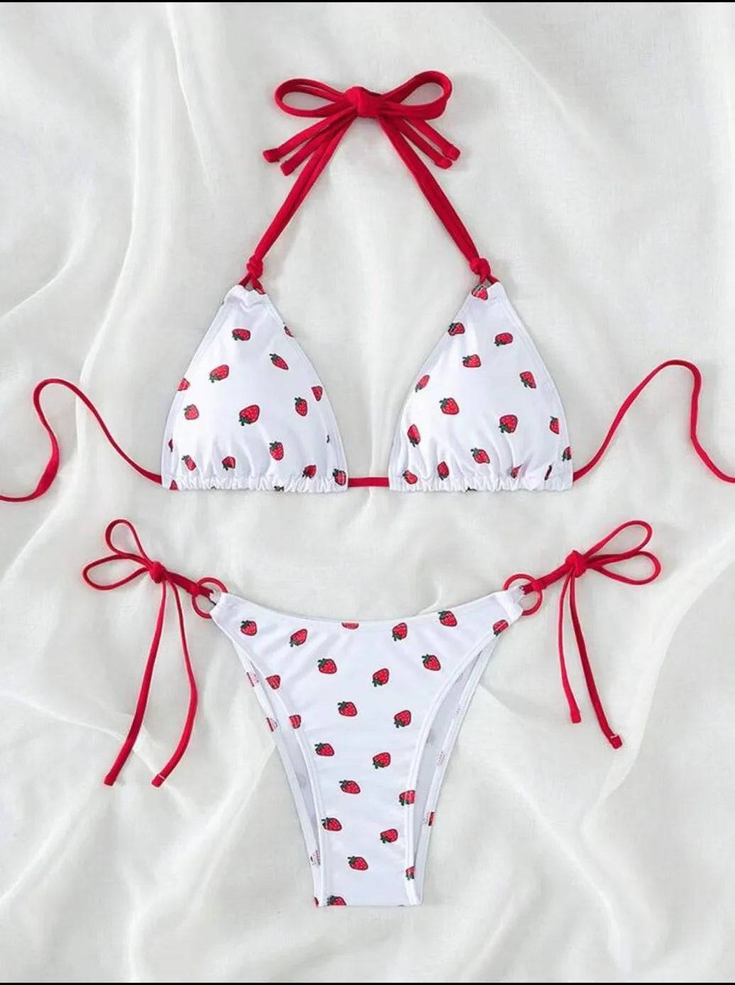 
                  
                    Sexy women cute strawberry print halter string micro bikini sets two pieces swimsuit Swimwear bathing suit beach outfits biquini
                  
                