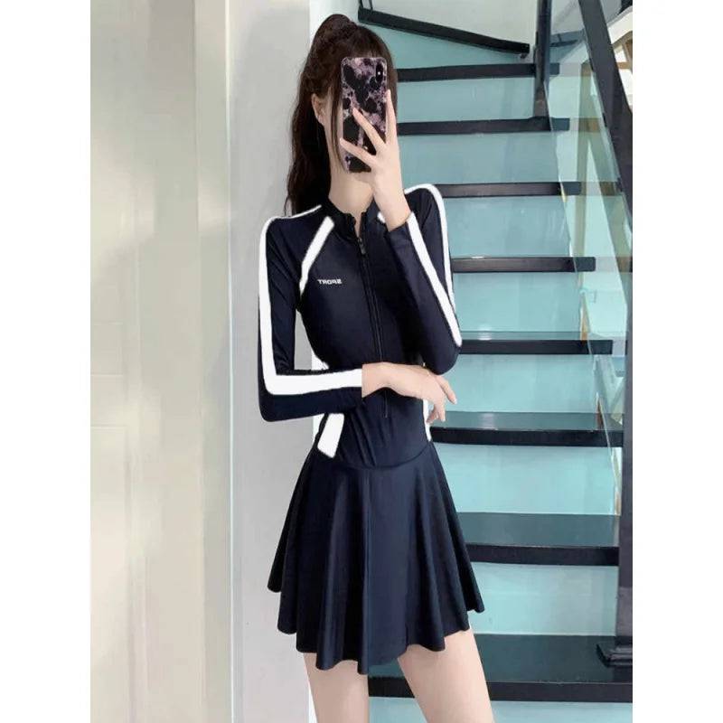 
                  
                    Swimming costume women one-piece sports simple new  dress conservative spa swimsuit thin Slim holiday g
                  
                