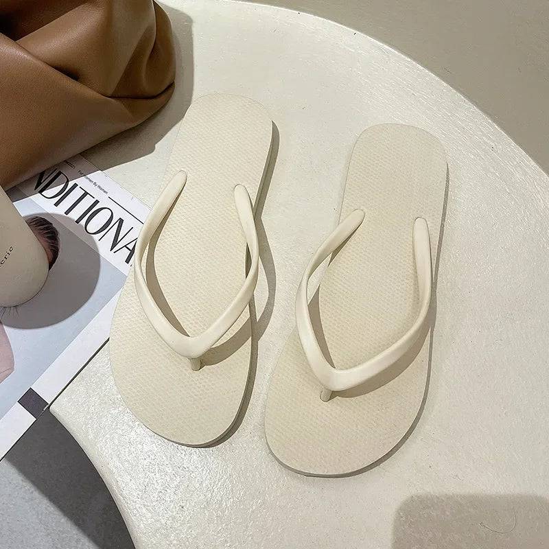 
                  
                    Solid Color Non-slip Leisure Couple Slippers Women Summer Beach Slippers Outdoor Women Flip Flops Breathable Beach sandals women
                  
                